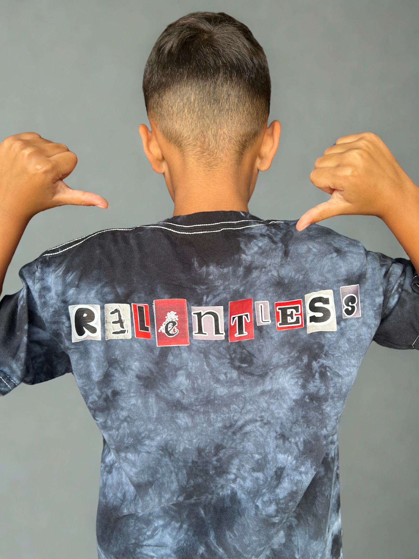 YOUTH RELENTLESS TEE